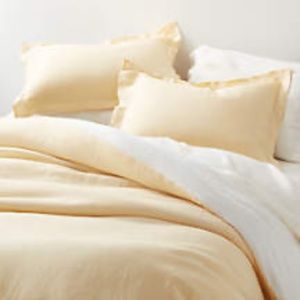 King size CRATE & BARREL 100% hemp two toned duvet cover: